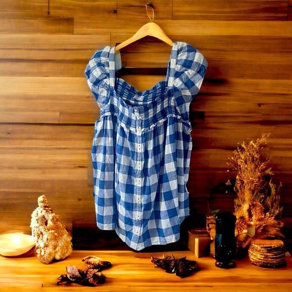 Old Navy Tops - Old Navy Size 2 X Peasant Blouse NWT Retails at $32.99